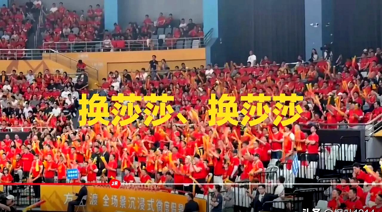 菲律宾篮球超级联赛输赢难料，精彩呈现，士气大振