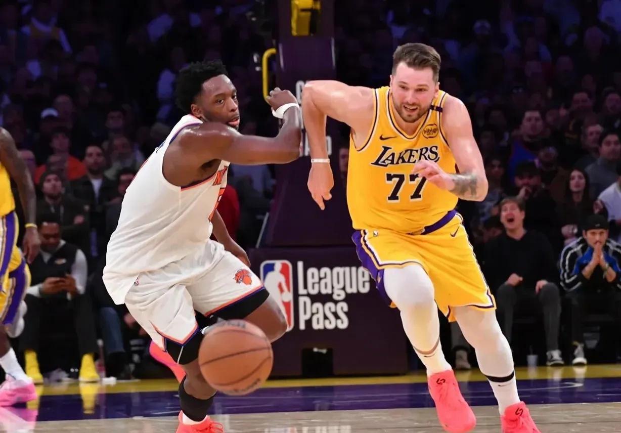 NBA复赛战报：湖人对阵猛龙，总决赛提前上演，表现亮眼