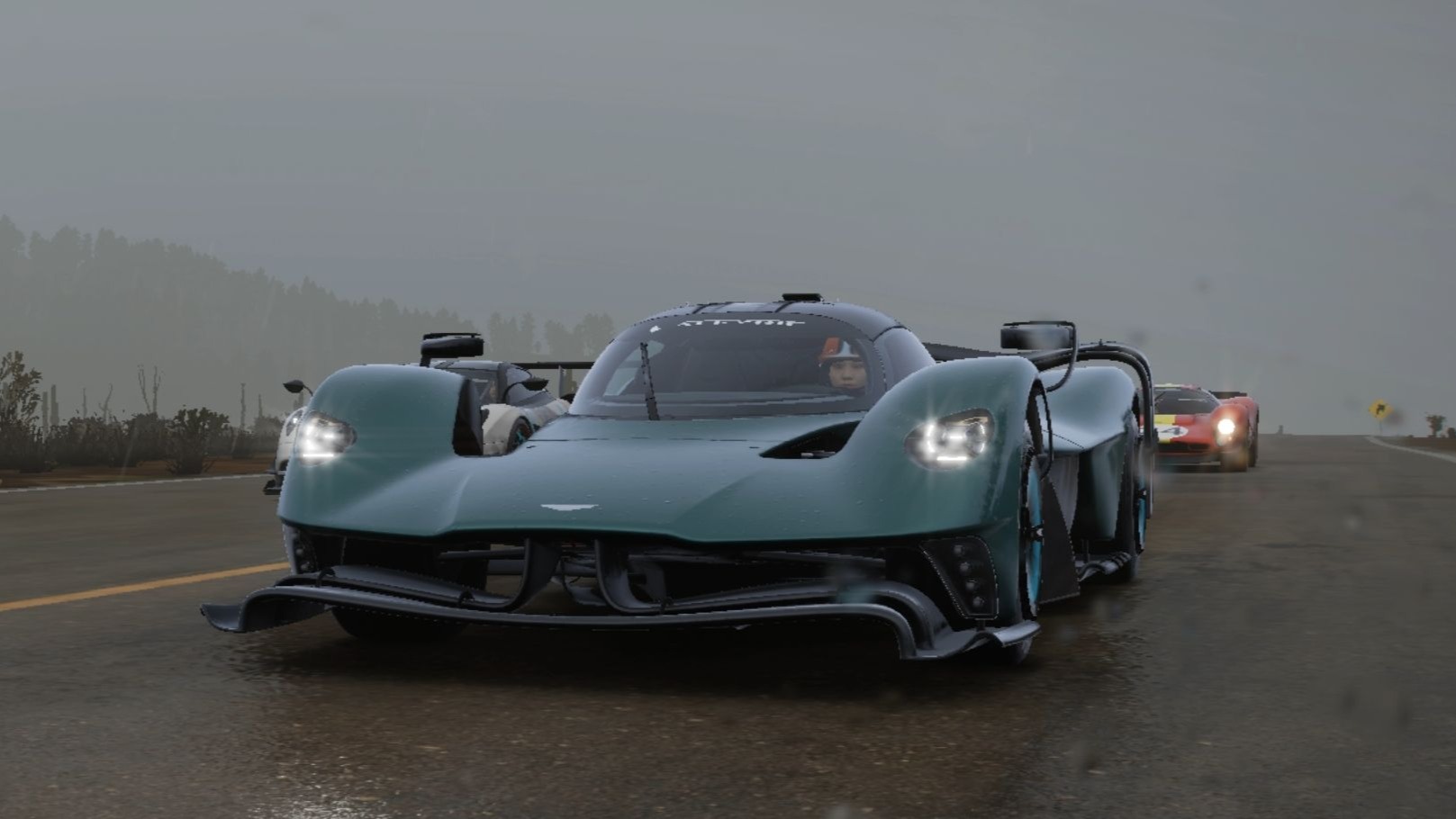 梅赛德斯险胜阿斯顿马丁，皮亚斯特里高光表现的简单介绍