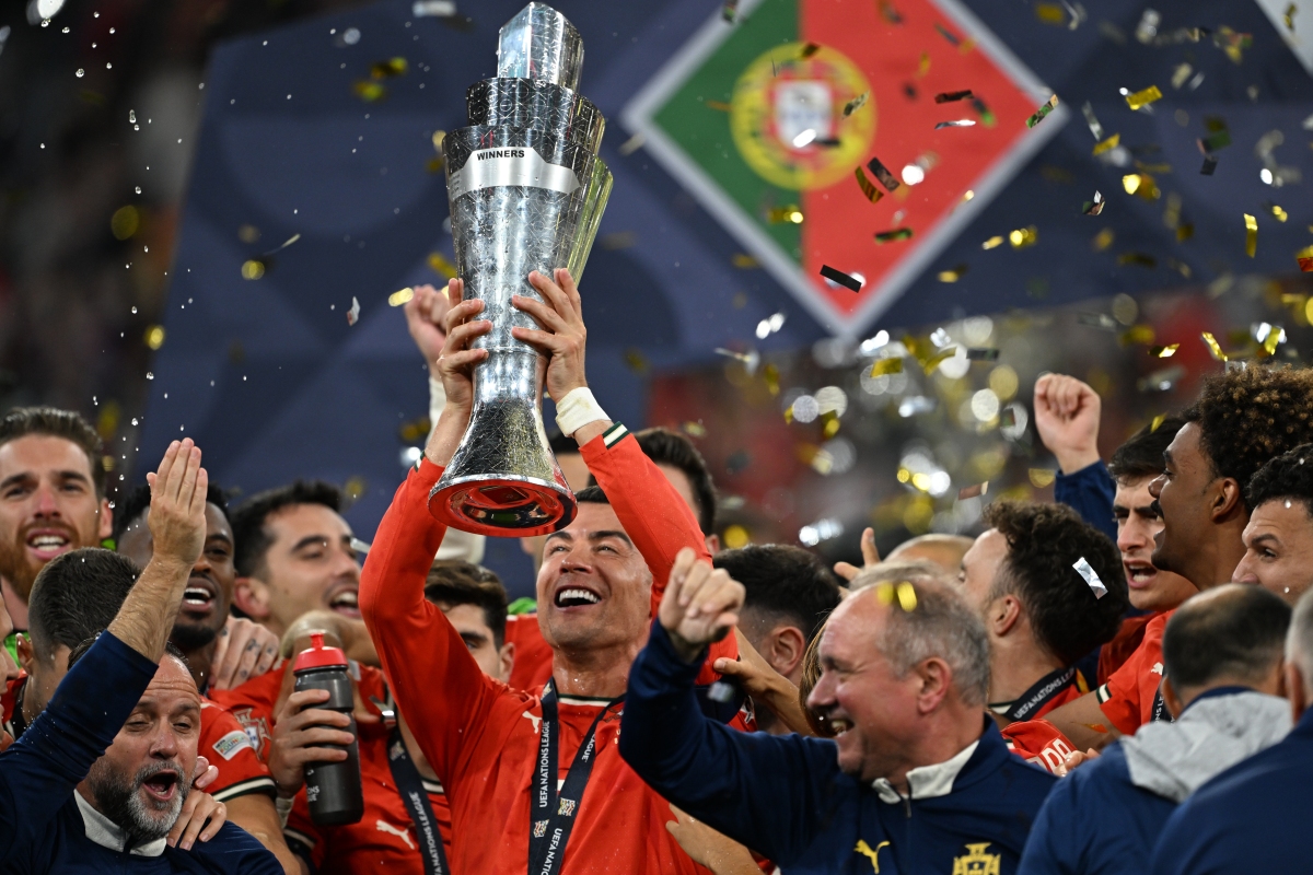 年终总决赛完胜联合杯，辛纳点燃赛场的简单介绍