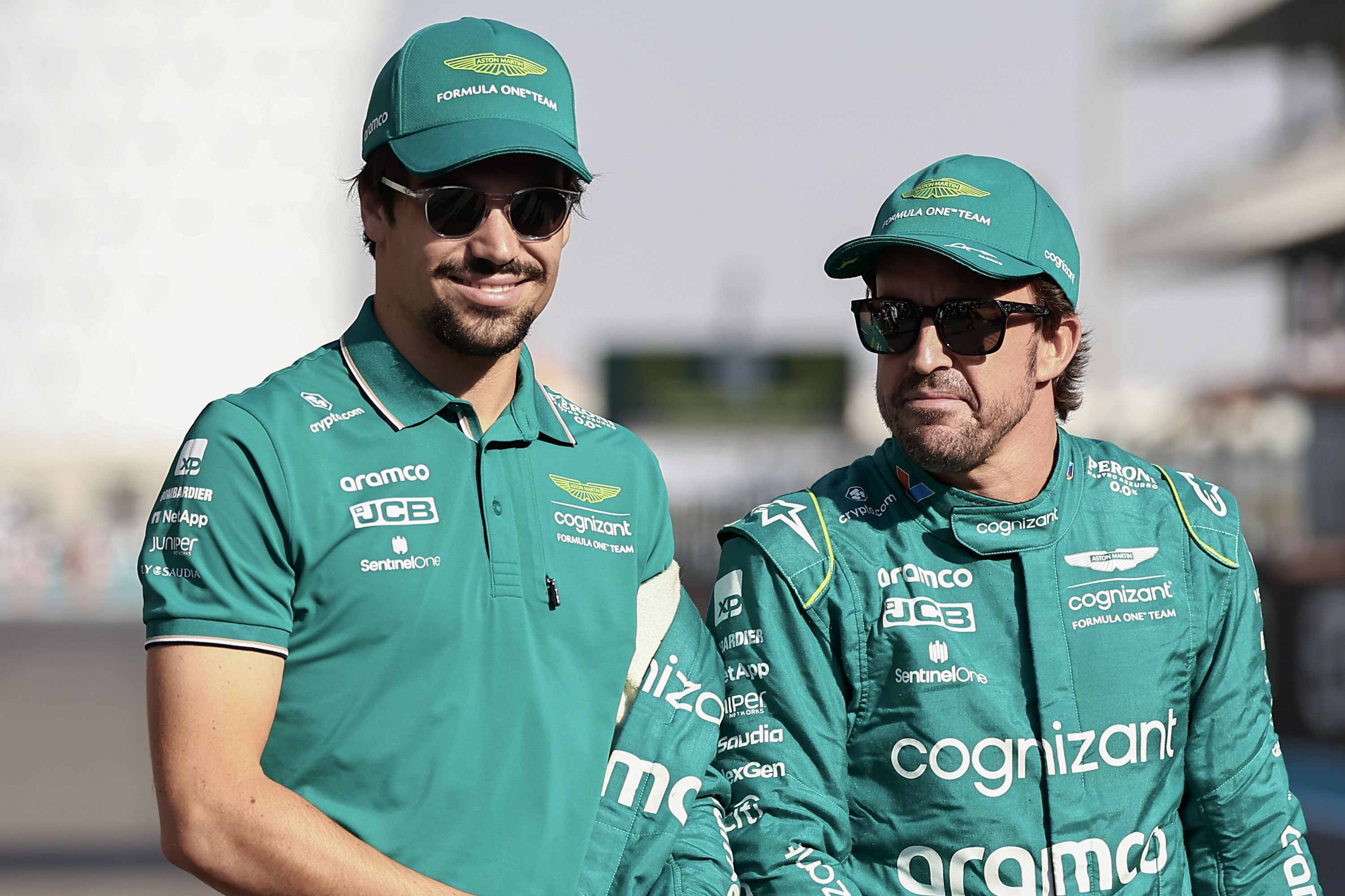 开云体育入口-索伯车队鏖战哈斯车队，拉塞尔扛起全队的简单介绍