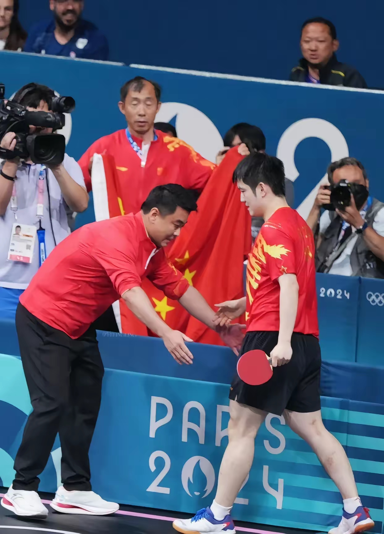 英格兰队绝杀韩国队,王皓扛起全队 英格兰队绝杀韩国队,王皓扛起全队